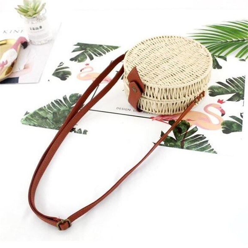 ผู้หญิงฤดูร้อนกระเป๋าหวายรอบฟา - Circle Round Bag บทวิจารณ์และราคา