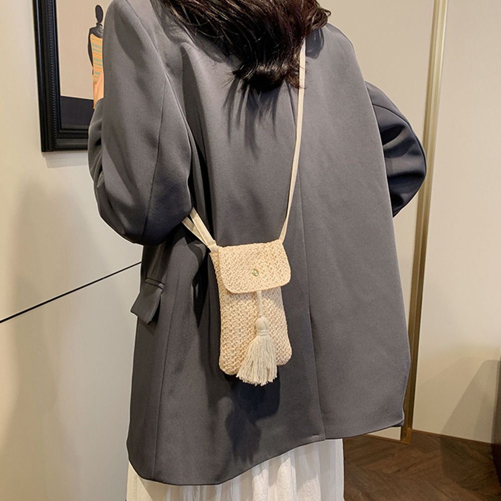 กระเป๋าถือสานฟางแบบพกพา พู่ห้อ - Woven Straw Bag บทวิจารณ์และราคา