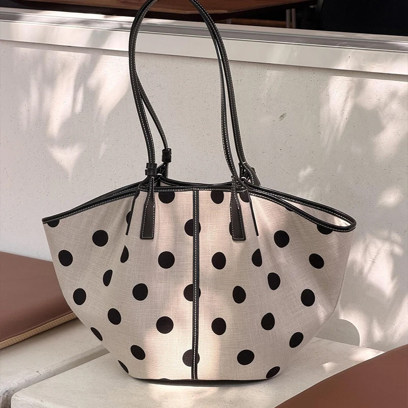 กระเป๋าสะพายไหล่ทอมือสไตล์ฝรั่ - Woven Straw Bag บทวิจารณ์และราคา